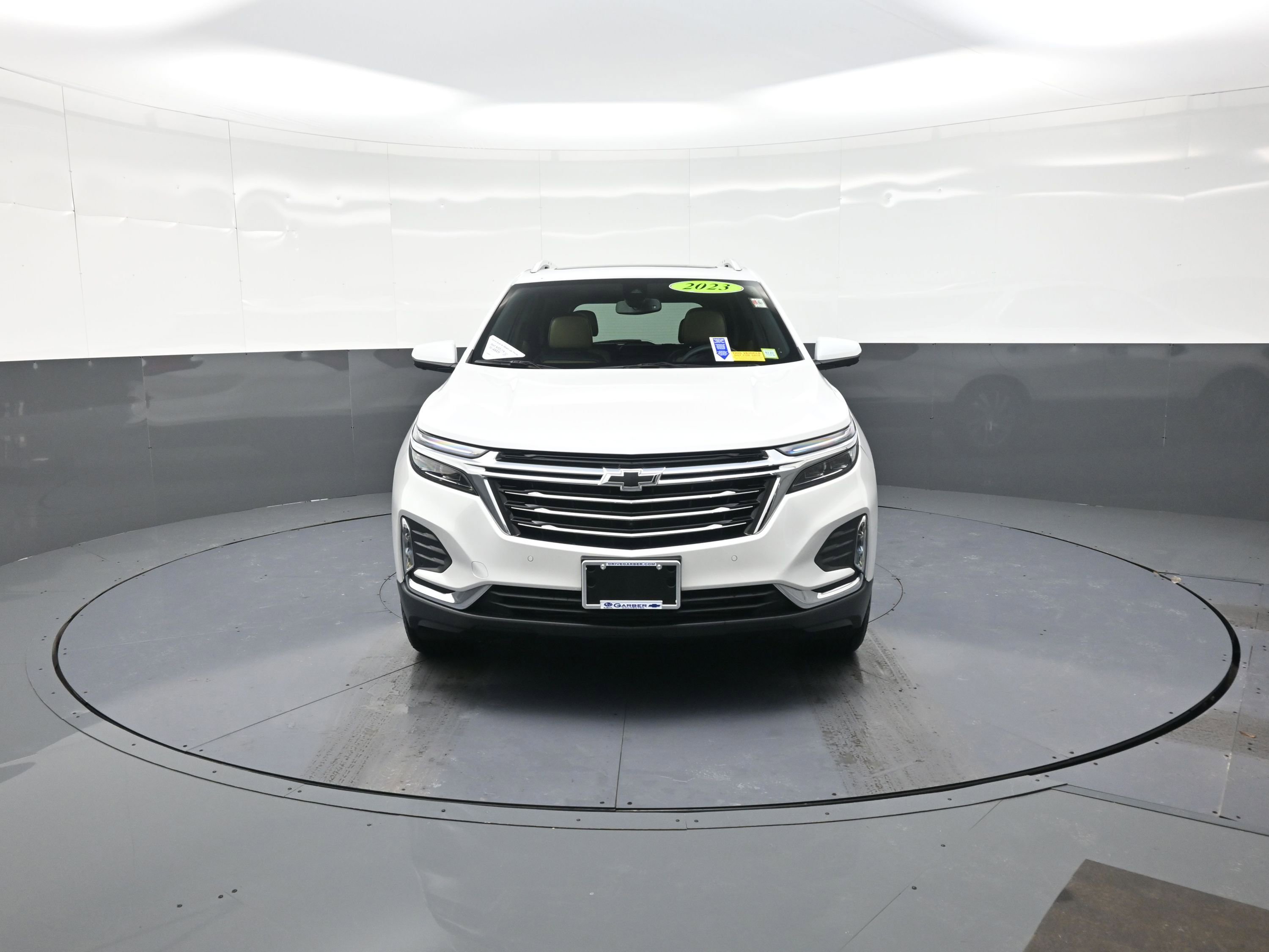 Used 2023 Chevrolet Equinox Premier image 8