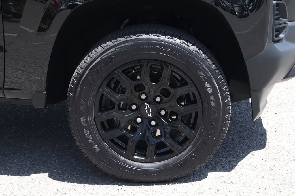 Used 2025 Chevrolet Colorado W/T w/ WT Custom Package RWD image 44