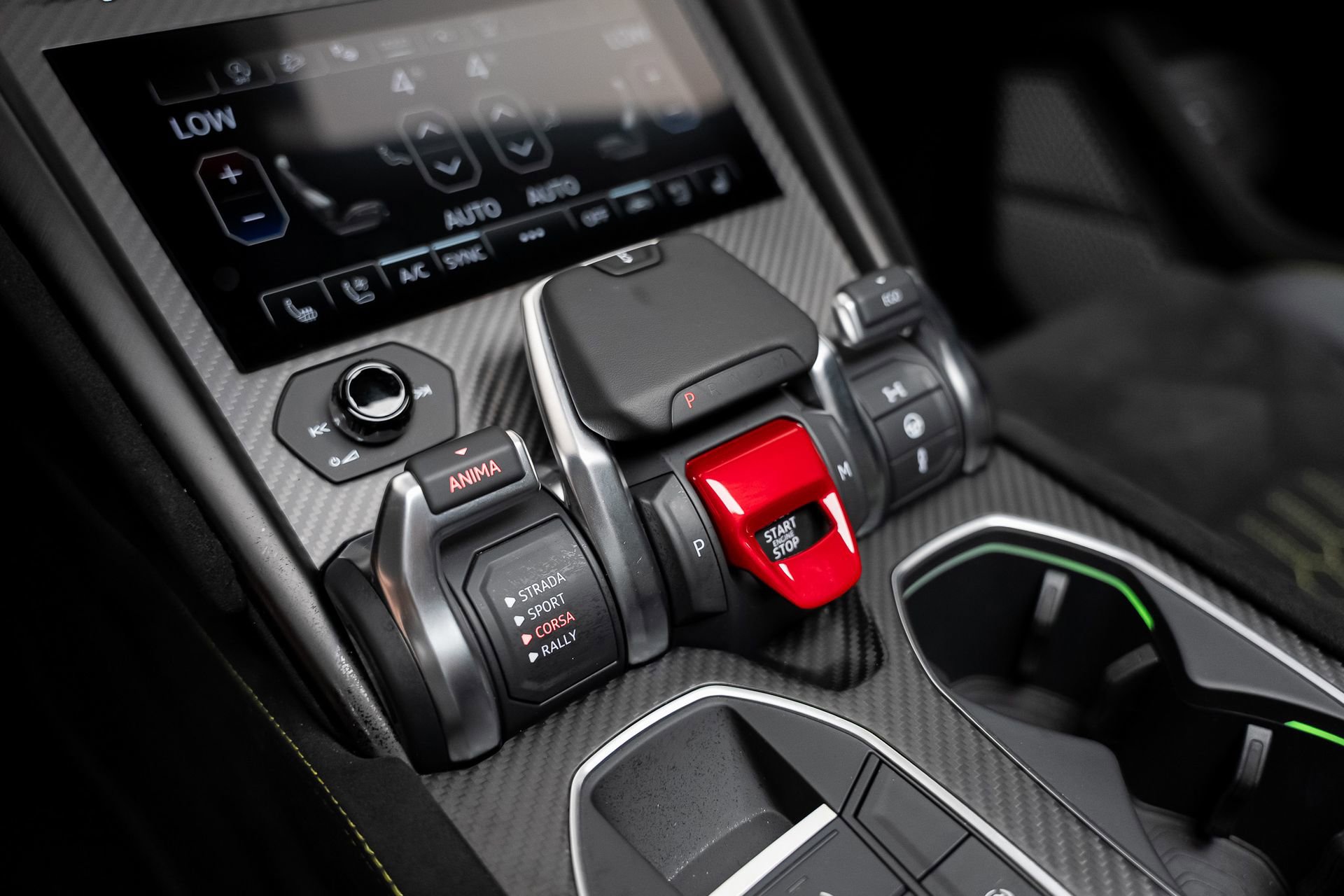 Used 2024 Lamborghini Urus Performante image 59