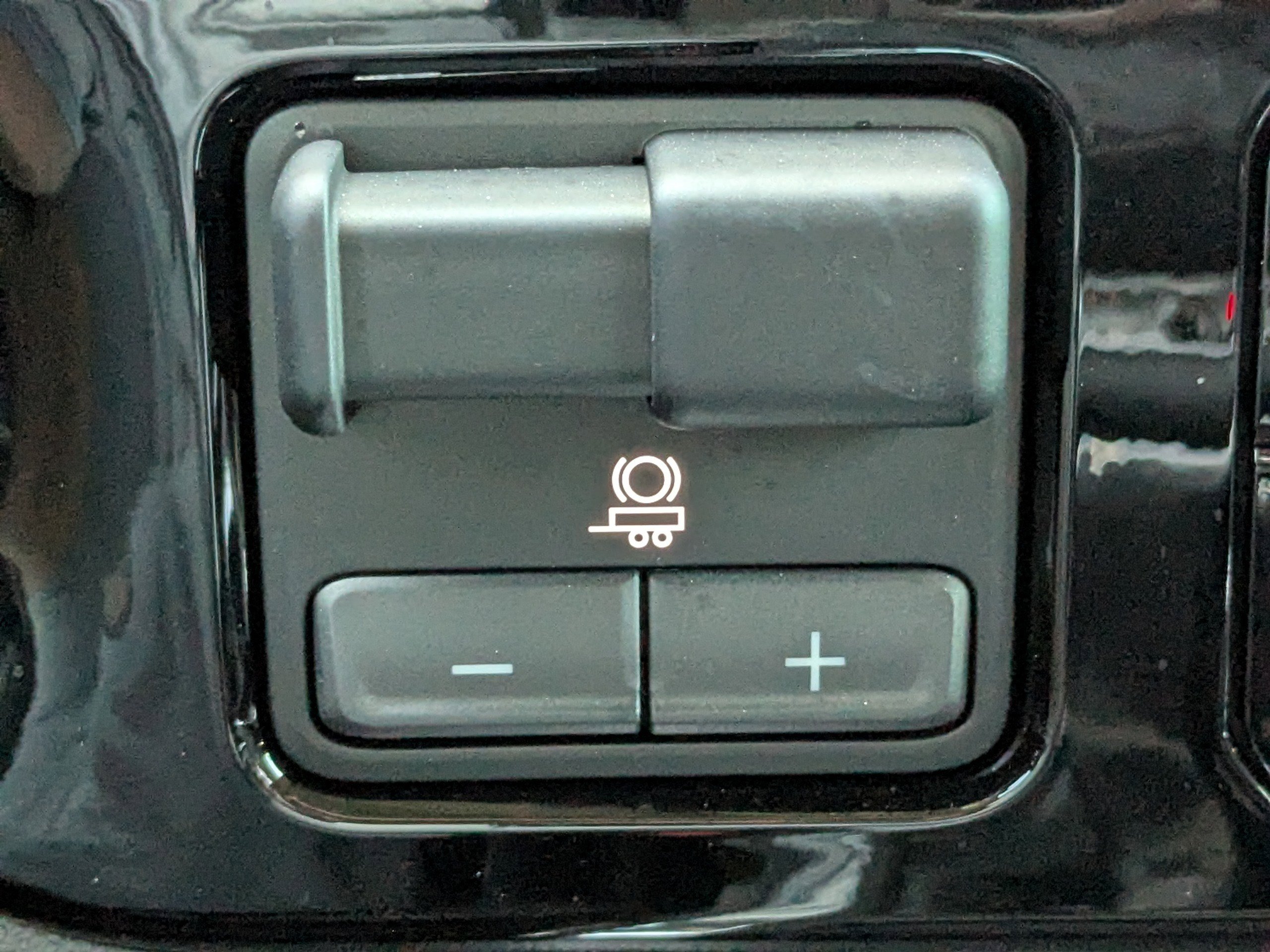 Used 2025 Chevrolet Silverado 1500 RST w/ Convenience Package II image 25