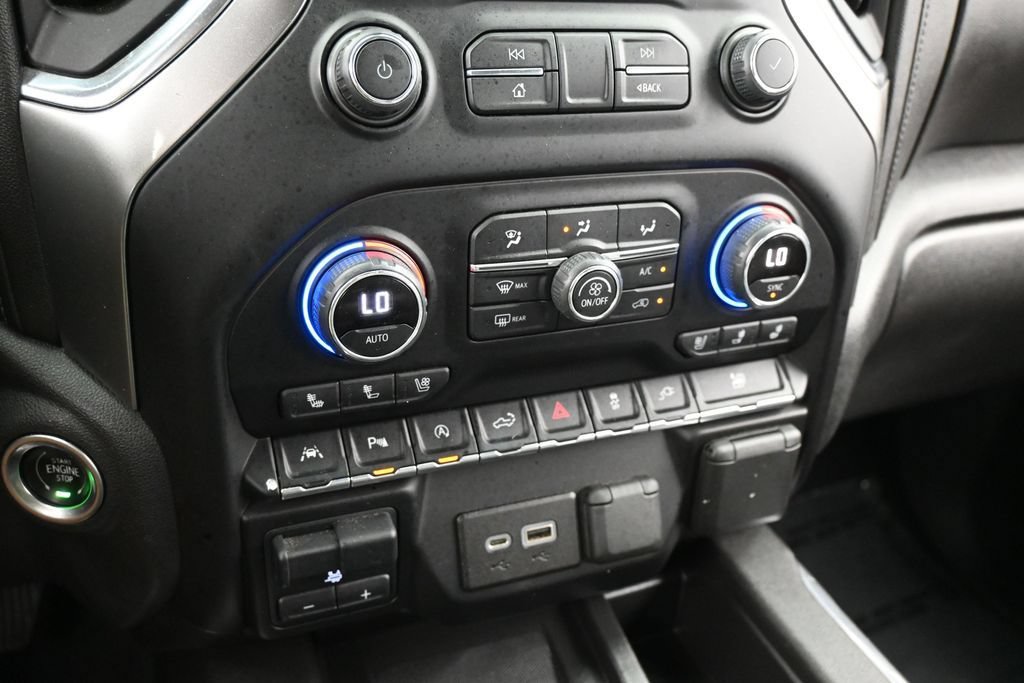 Used 2022 Chevrolet Silverado 1500 LTZ w/ Technology Package RWD image 26