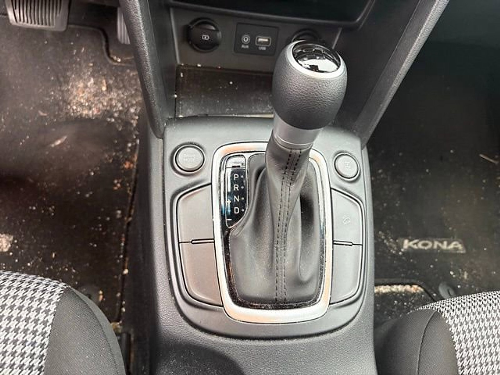 Used 2021 Hyundai Kona SE w/ Cargo Package image 14