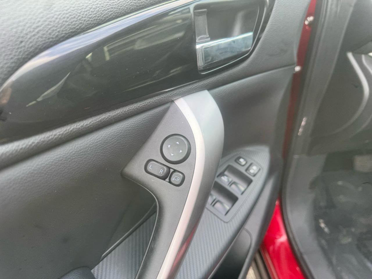 Used 2024 Mitsubishi Eclipse Cross SE image 27