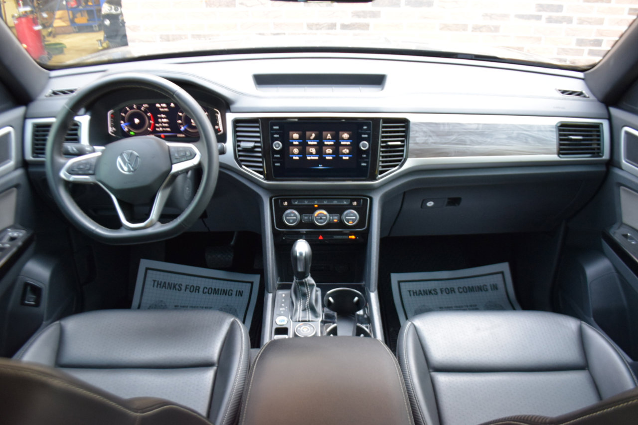 Used 2022 Volkswagen Atlas Cross Sport SE image 11