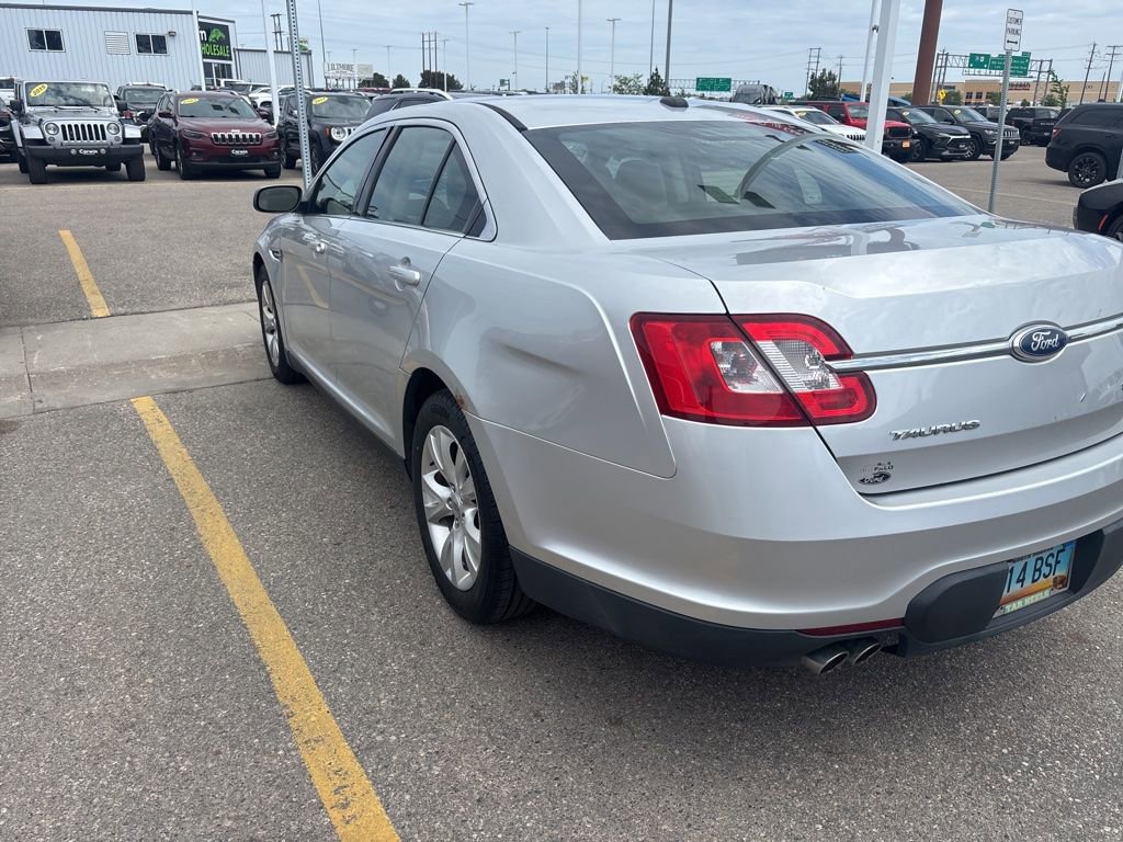 Used 2011 Ford Taurus SEL FWD image 5