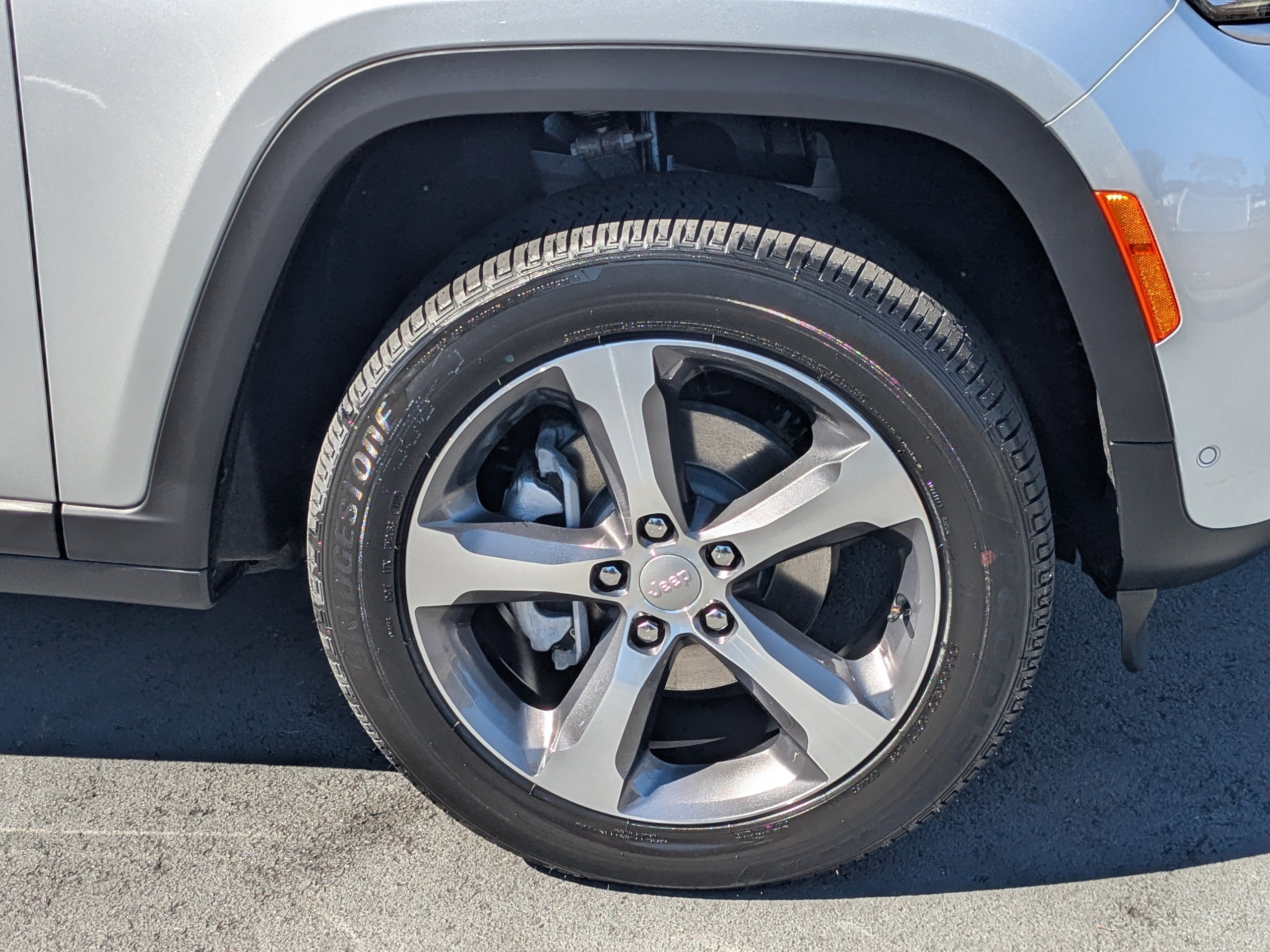 New 2026 Jeep Grand Cherokee Limited w/ Luxury Tech Group II image 10