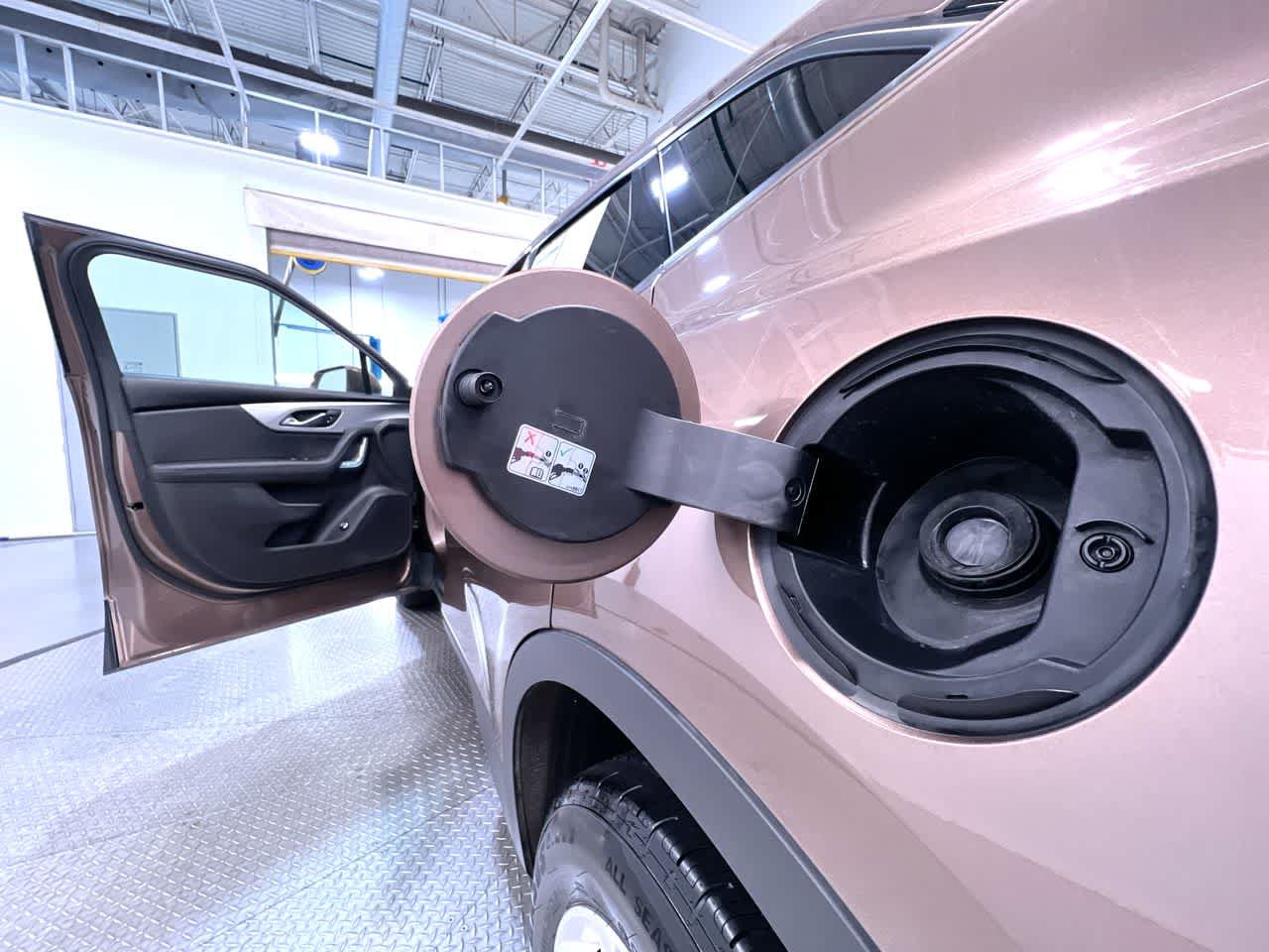 Used 2019 Chevrolet Blazer LT FWD image 41