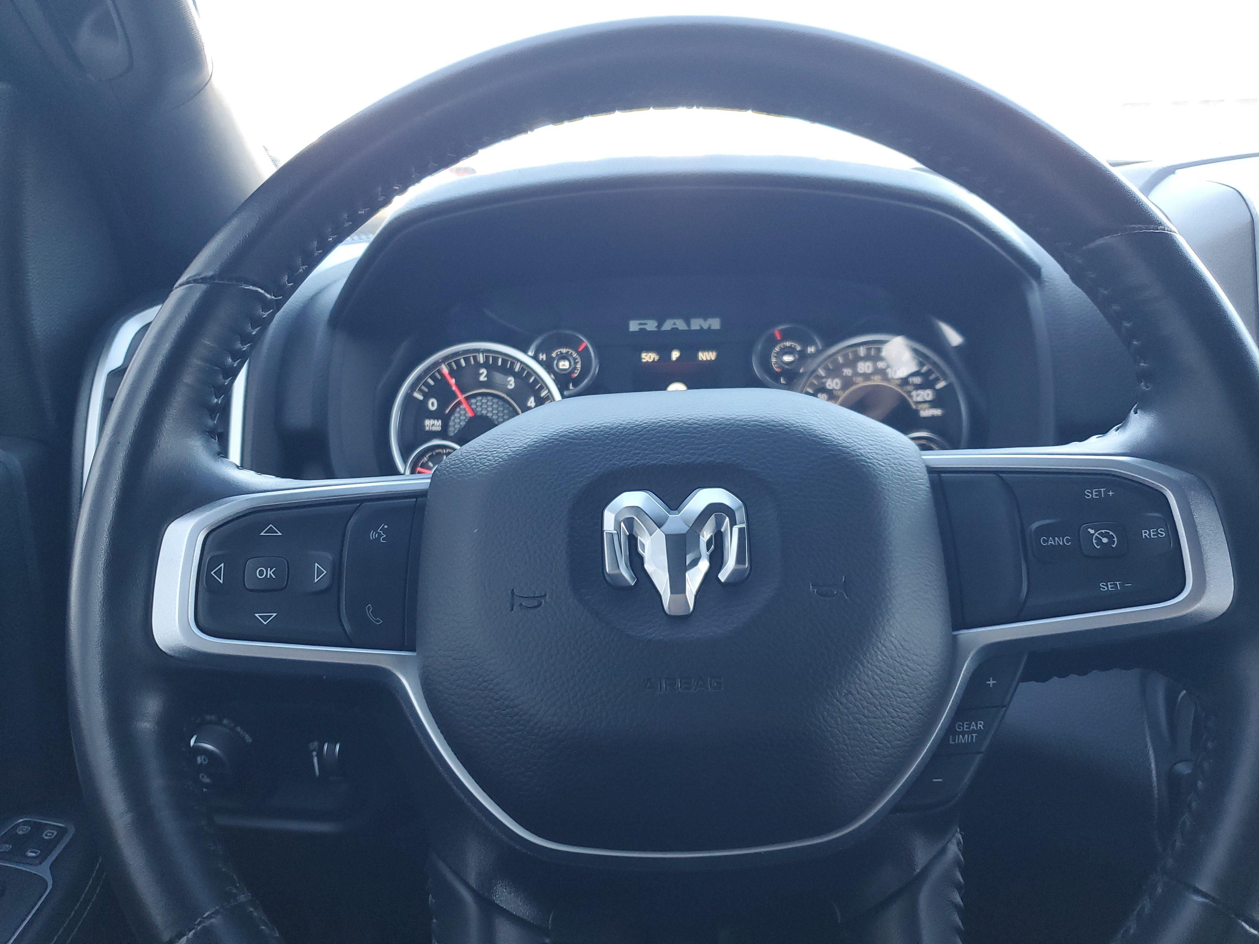 Used 2024 RAM 2500 Big Horn w/ Sport Appearance Package image 9