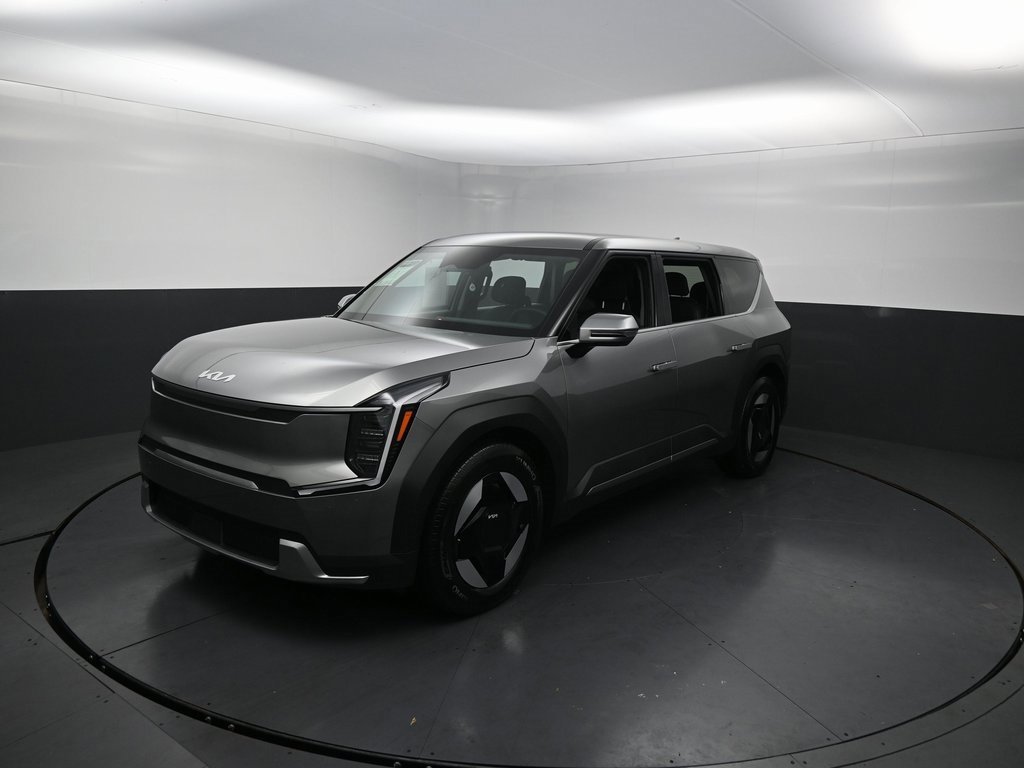 Used 2024 Kia EV9 Light Long Range image 9