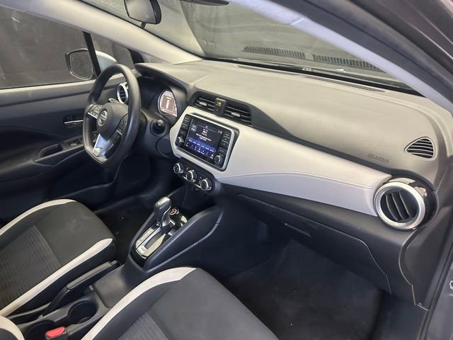 Used 2021 Nissan Versa SV FWD image 17