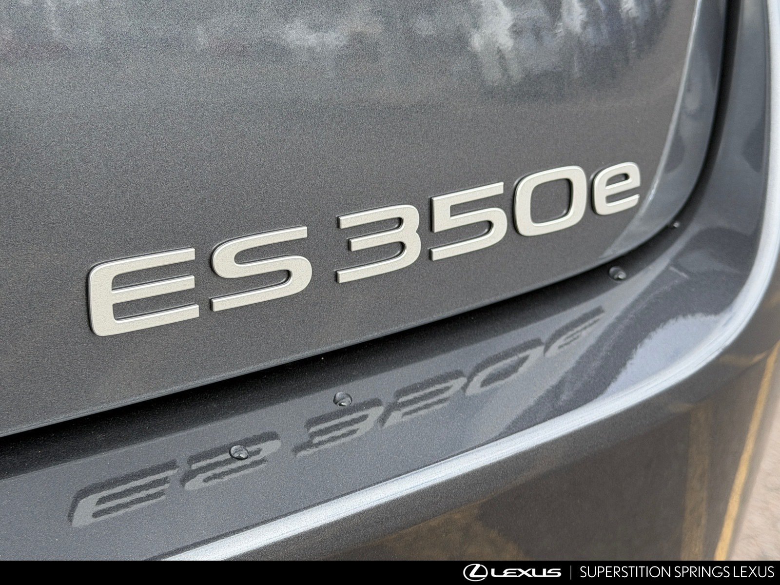 New 2026 Lexus ES 350e w/ Cold Area Package FWD image 11