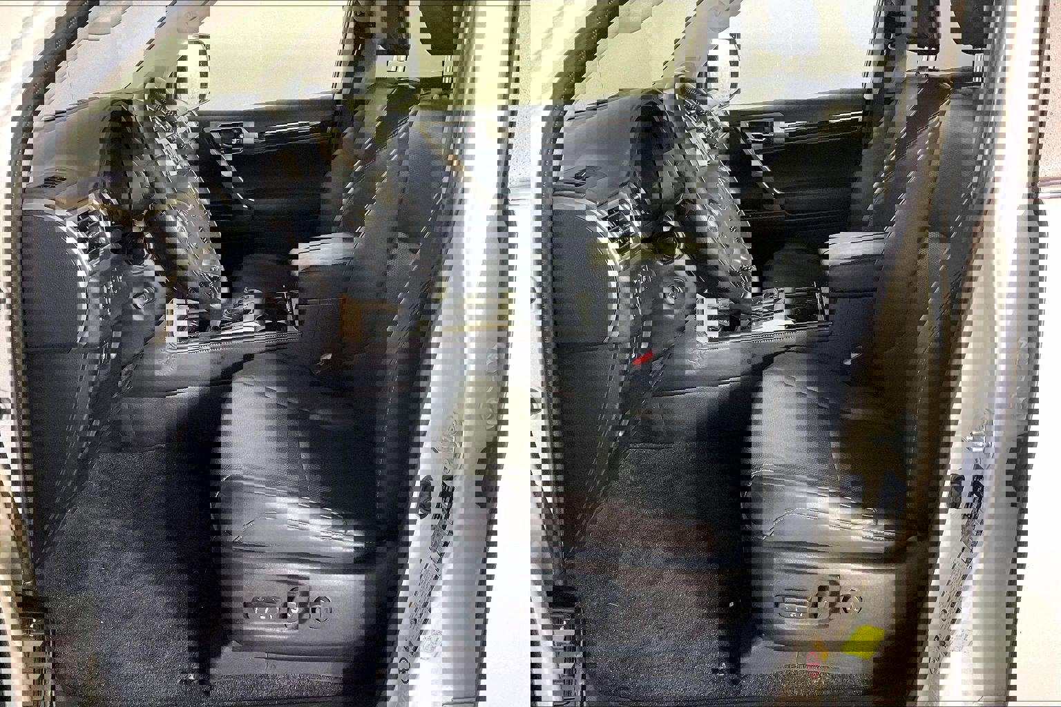 Used 2018 Lexus GX 460 image 6