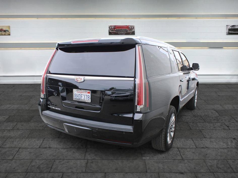 Used 2019 Cadillac Escalade ESV 2WD image 7