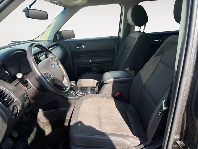 Used 2015 Ford Flex SEL w/ Class III Trailer Tow Package FWD image 9
