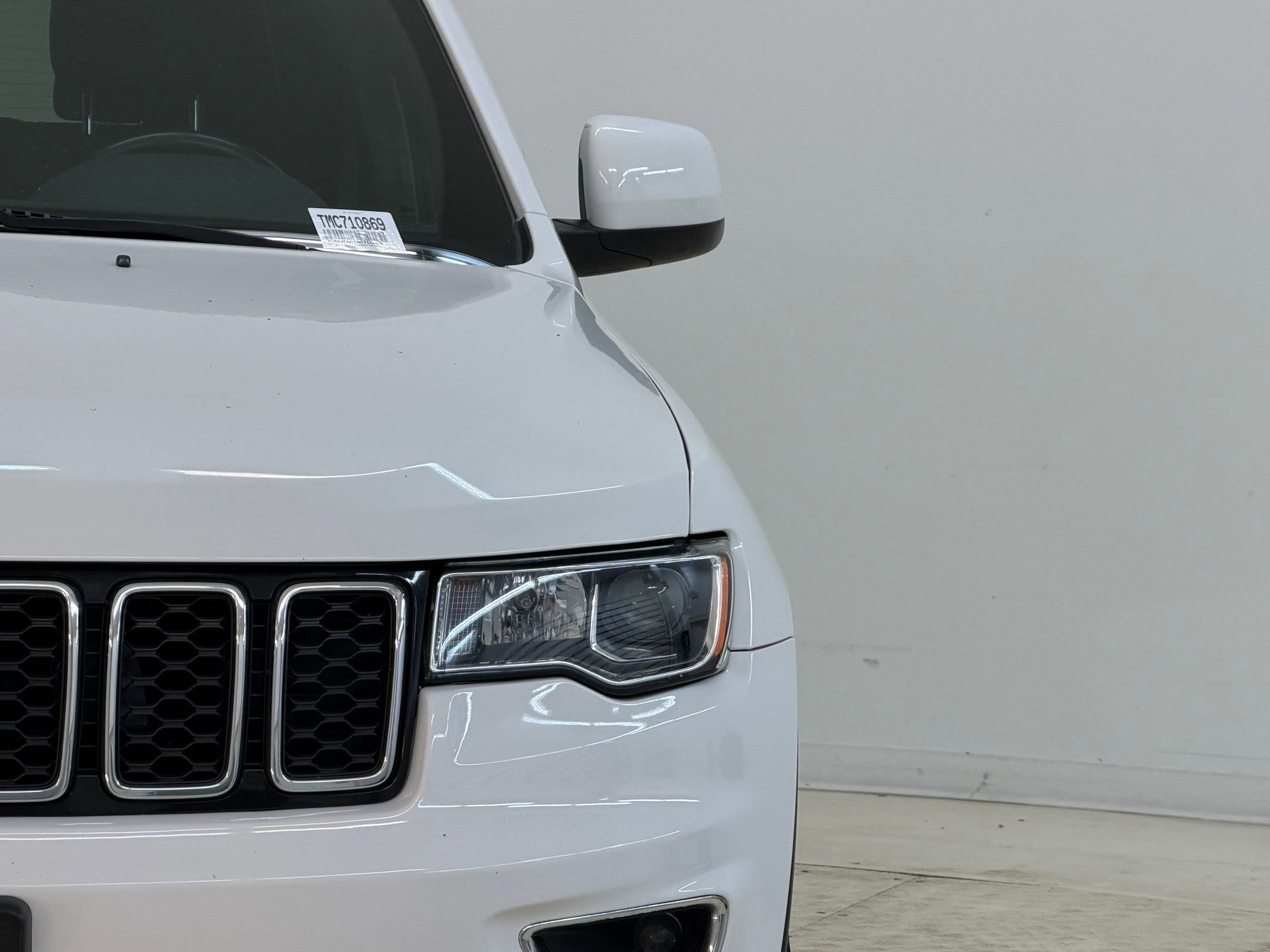 Used 2021 Jeep Grand Cherokee Laredo image 11