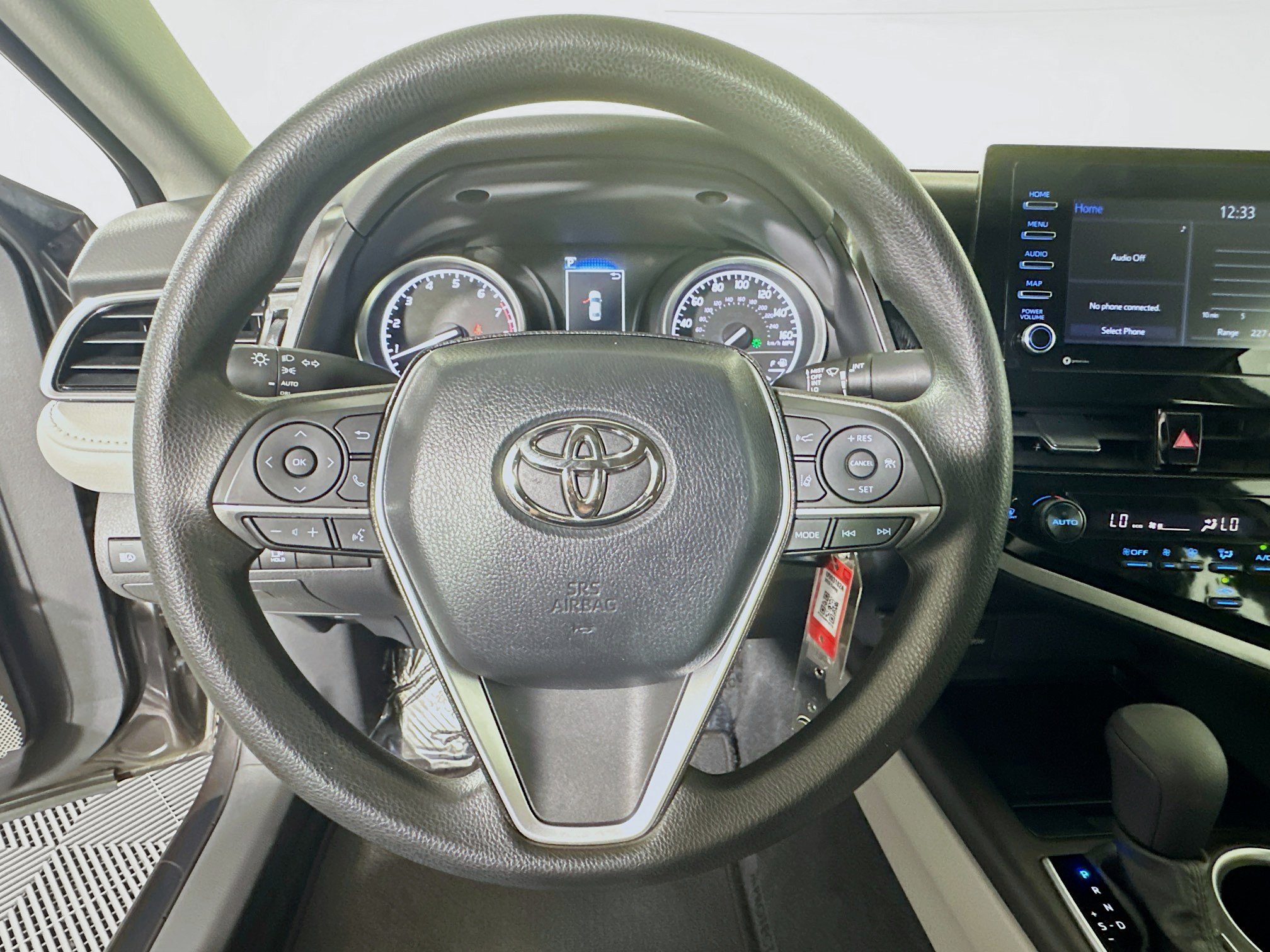 Used 2023 Toyota Camry LE FWD image 15