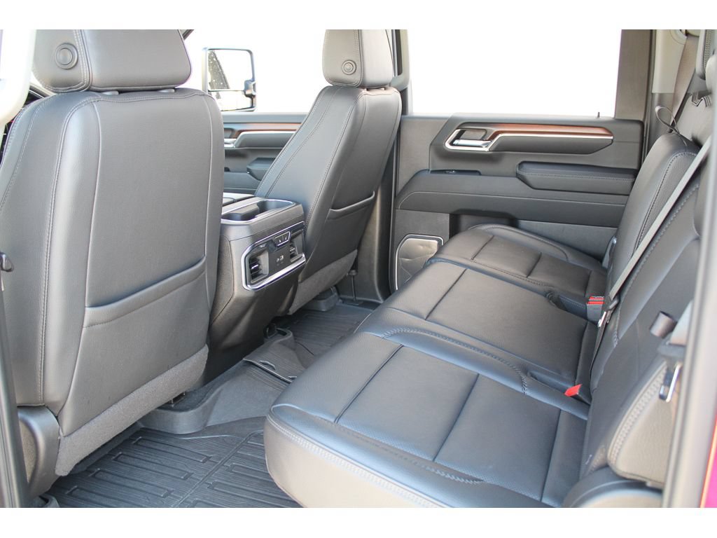 Used 2024 GMC Sierra 2500 Denali w/ Technology Package AWD/4WD image 28