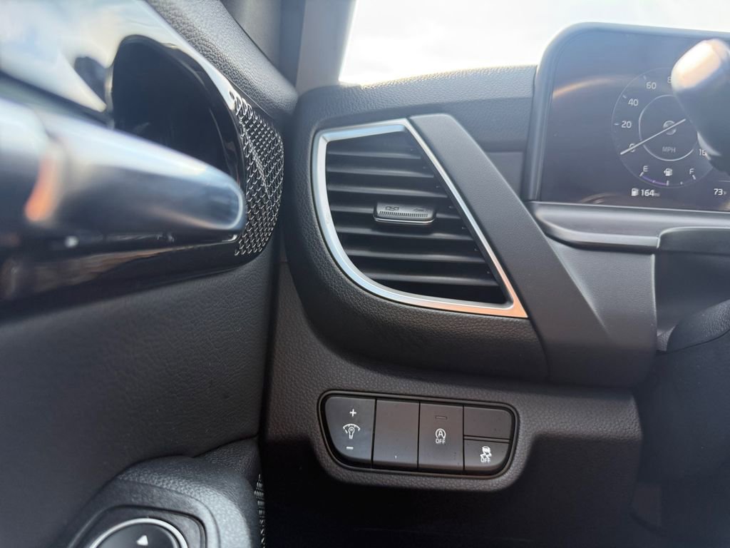 Used 2025 Kia Seltos EX w/ EX Sunroof Package image 22