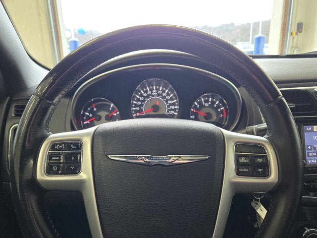 Used 2012 Chrysler 200 Limited image 28
