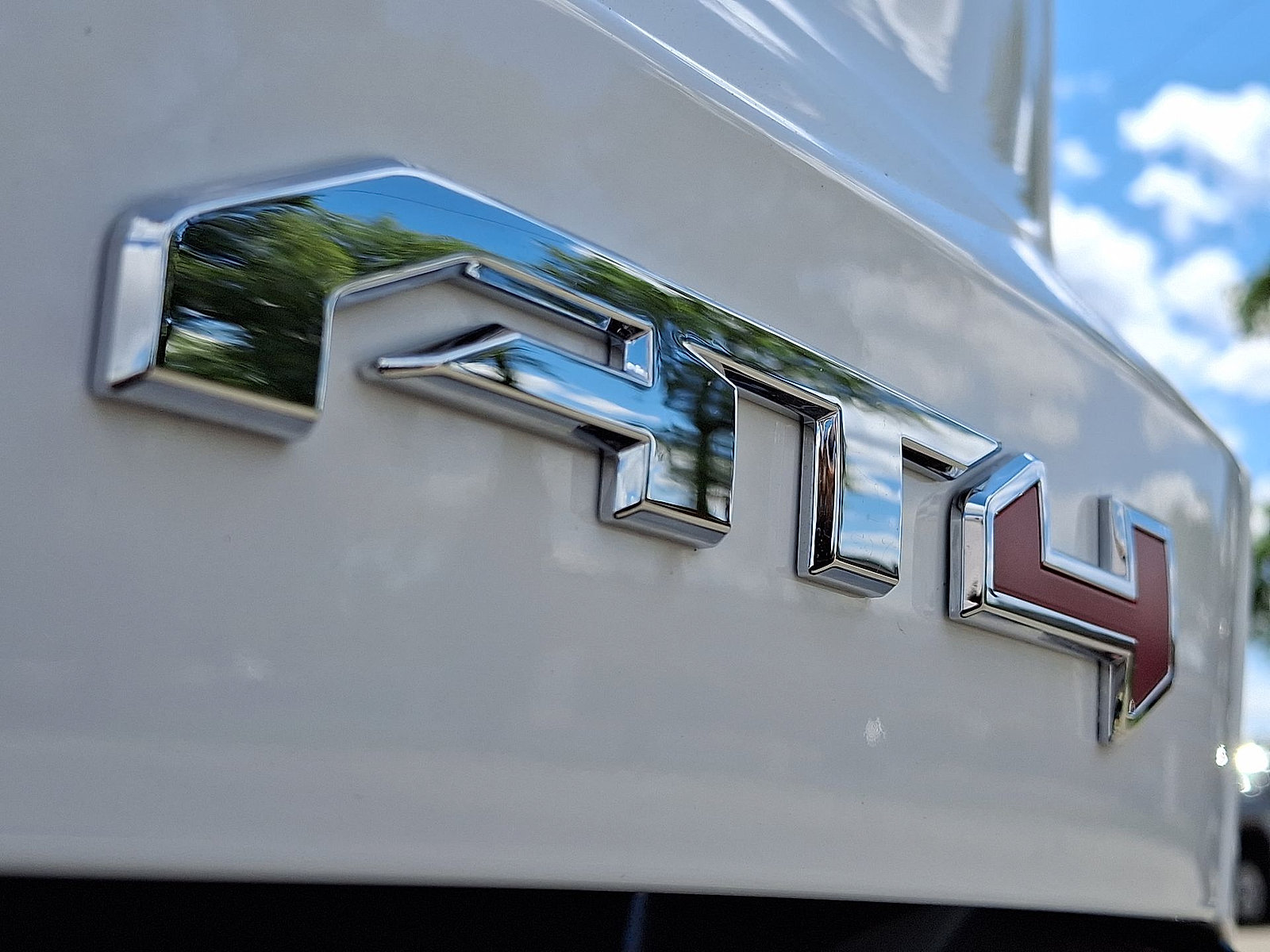 New 2026 GMC Terrain AT4 w/ Technology Package II AWD/4WD image 19