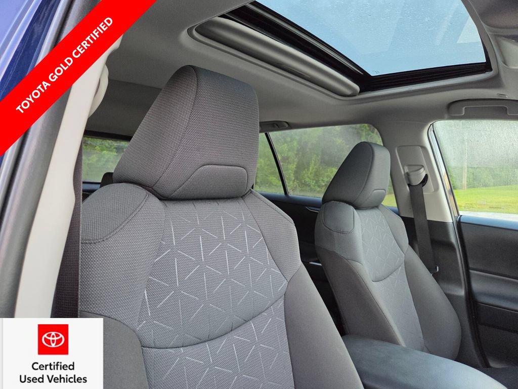 Certified 2025 Toyota RAV4 XLE w/ Convenience Package FWD image 15