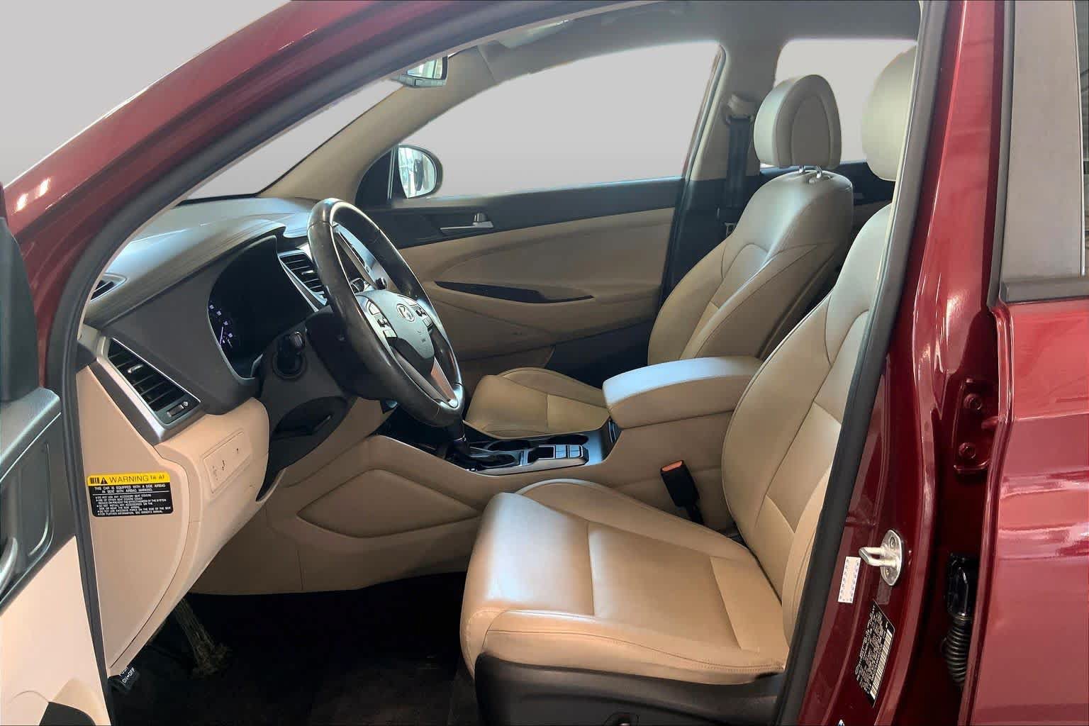 Used 2017 Hyundai Tucson SE Plus AWD/4WD image 8