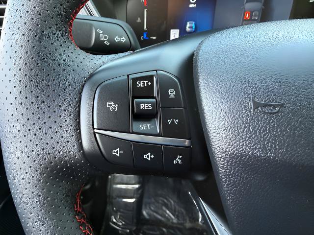 Certified 2025 Ford Escape ST-Line w/ Tech Pack #1 AWD/4WD image 19