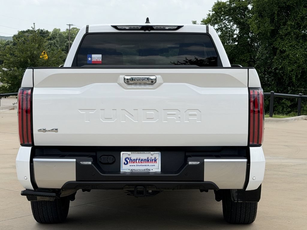 Used 2024 Toyota Tundra Limited AWD/4WD image 5