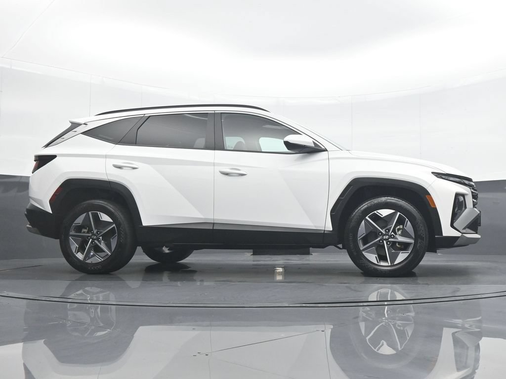 Used 2025 Hyundai Tucson SEL AWD/4WD image 31