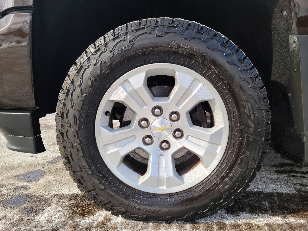 Used 2018 Chevrolet Silverado 1500 LT w/ All Star Edition image 19