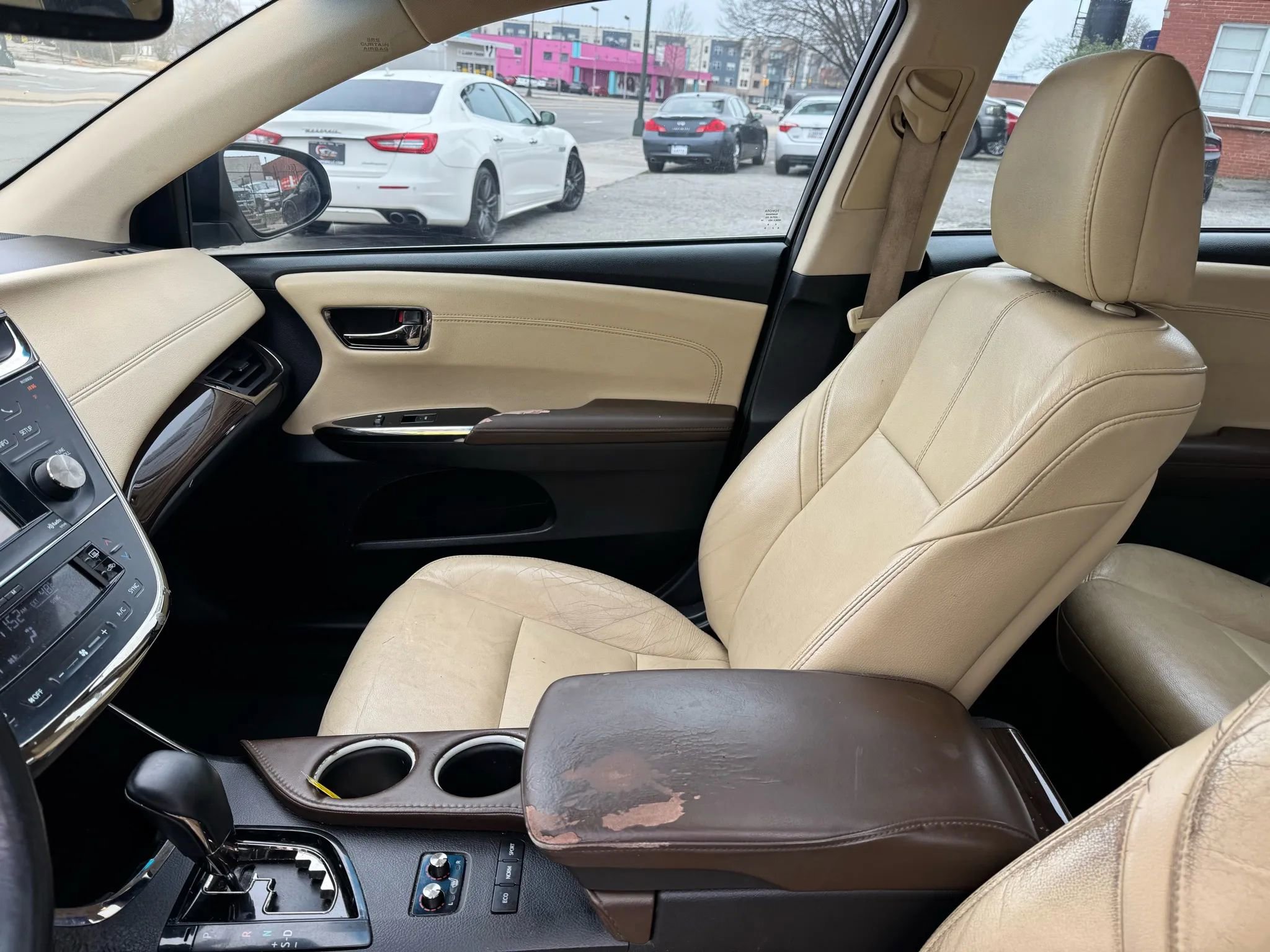 Used 2014 Toyota Avalon XLE Touring image 18
