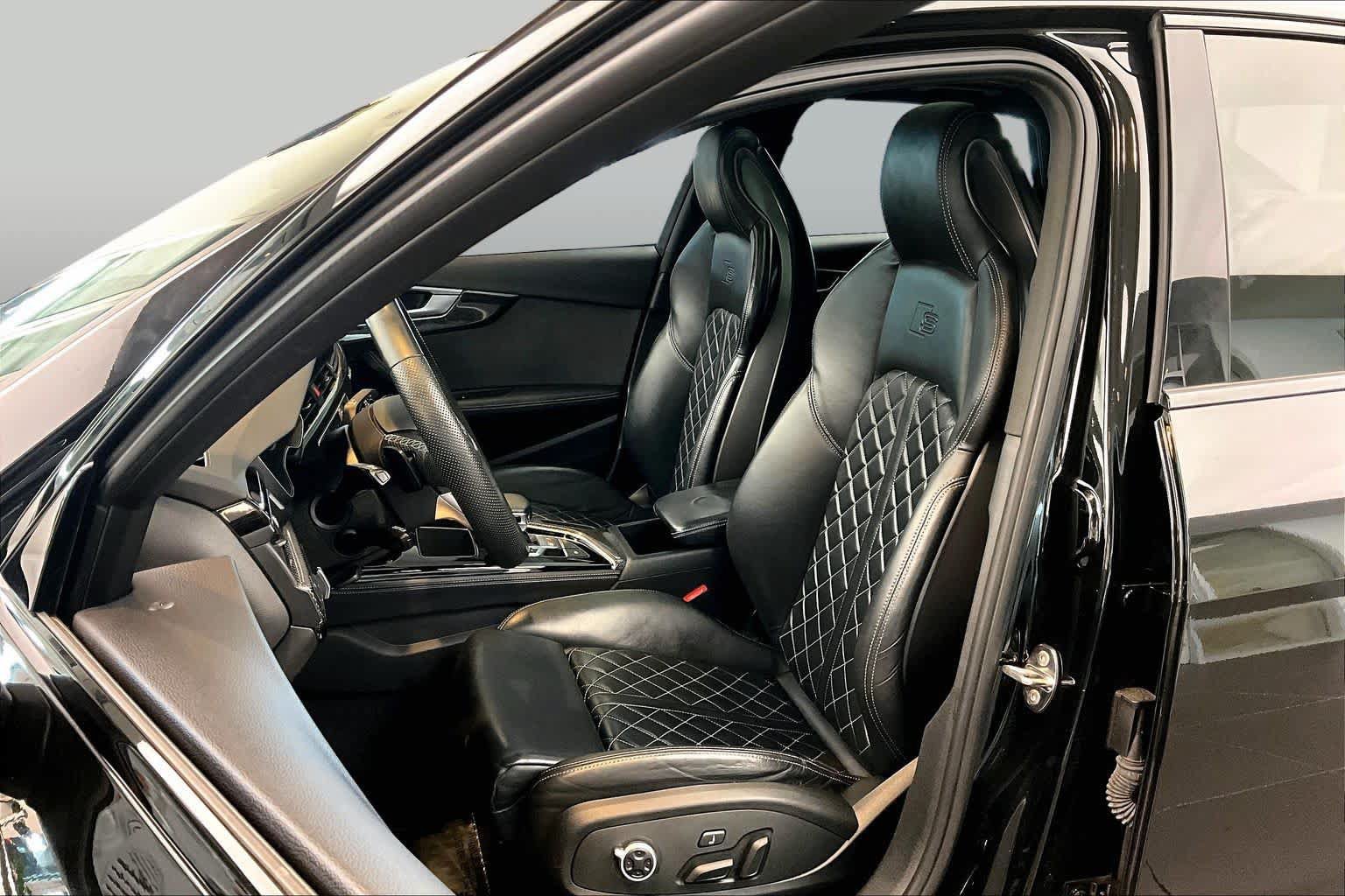 Used 2022 Audi S4 Premium Plus w/ Premium Plus Package AWD/4WD image 8
