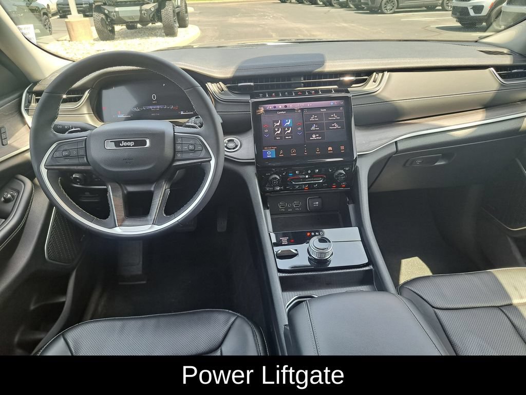 Used 2024 Jeep Grand Cherokee L Limited w/ Luxury Tech Group II AWD/4WD image 13