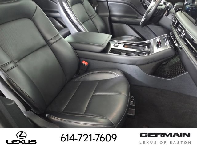 Used 2025 Lincoln Aviator AWD image 28