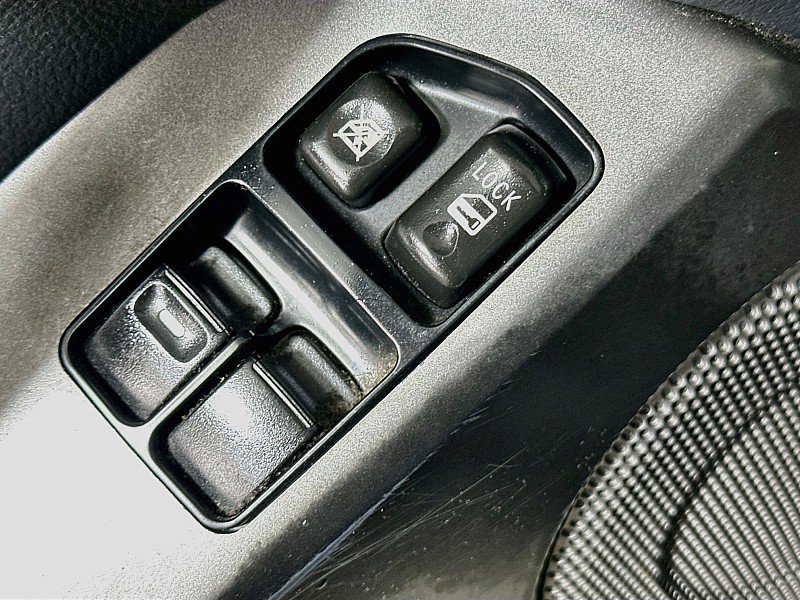 Used 2007 Mitsubishi Eclipse GS FWD image 18
