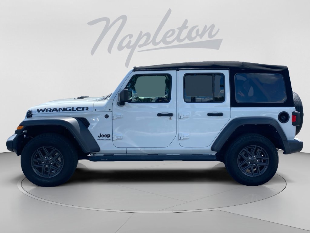 Used 2024 Jeep Wrangler Unlimited Sport AWD/4WD image 2