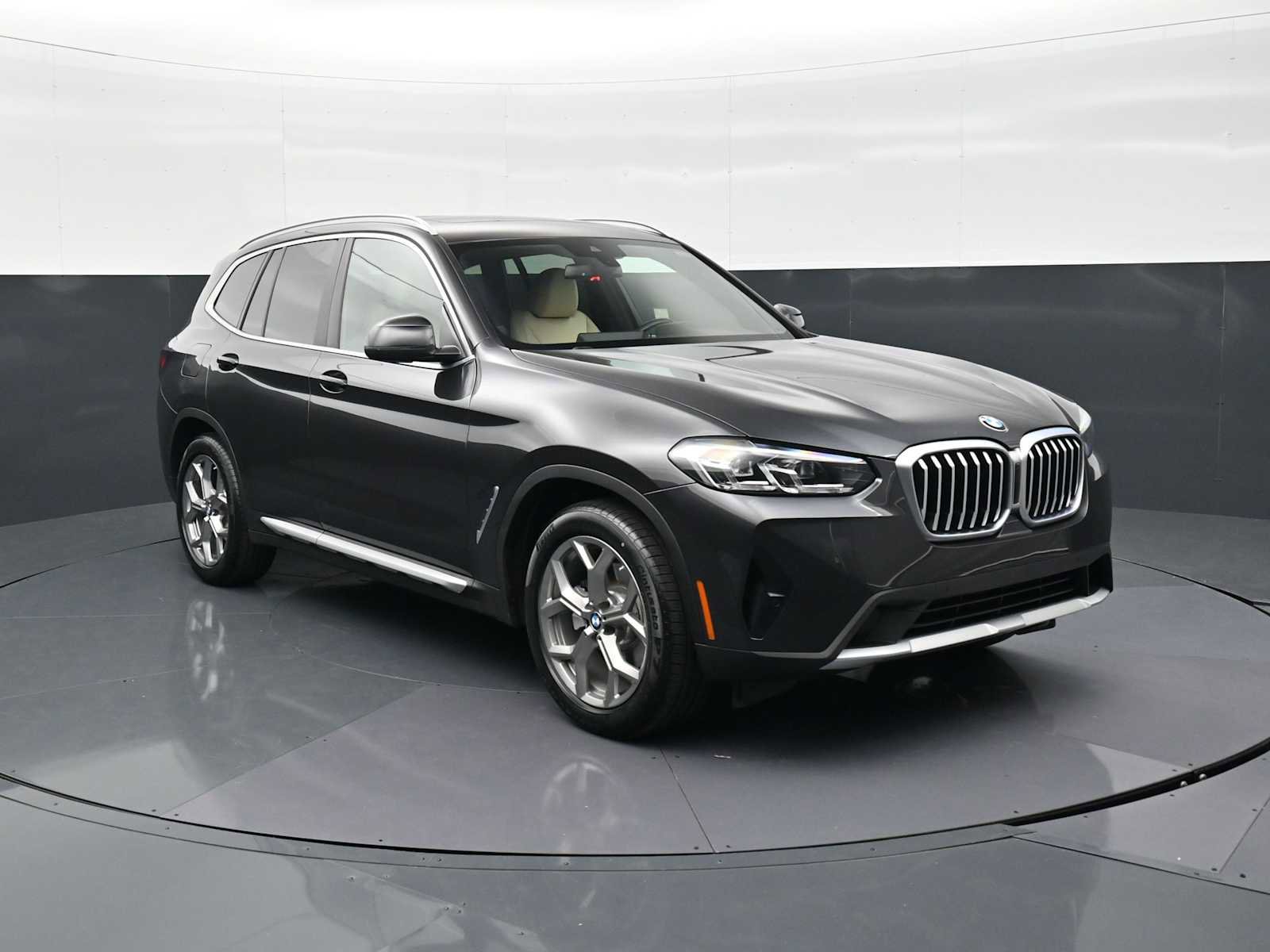 Certified 2023 BMW X3 sDrive30i w/ Convenience Package RWD image 3