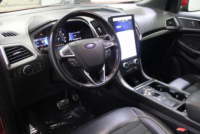 Used 2022 Ford Edge ST-Line image 10