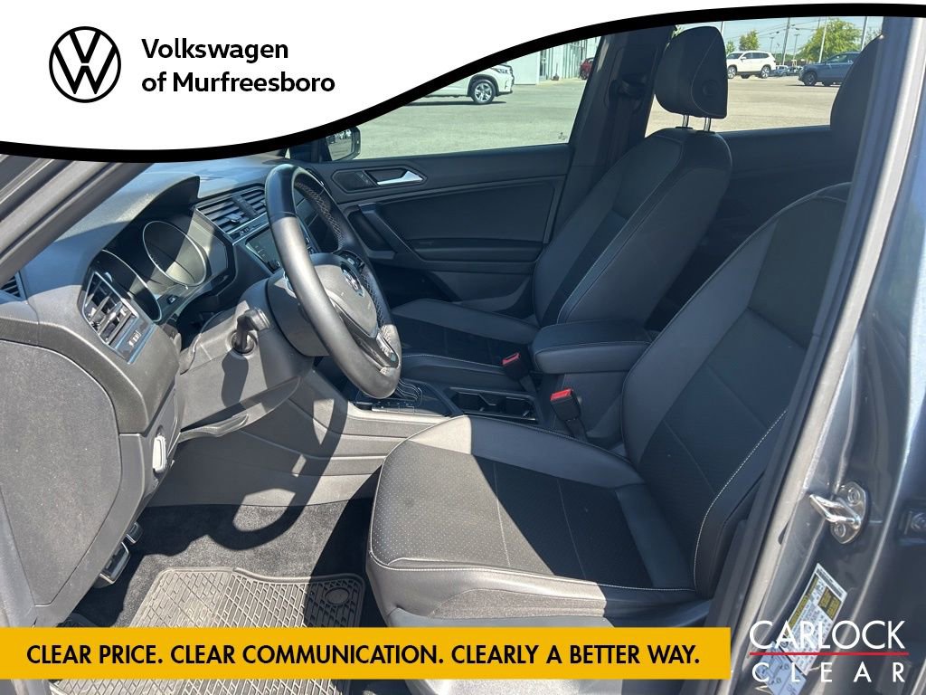 Used 2021 Volkswagen Tiguan SE FWD image 14