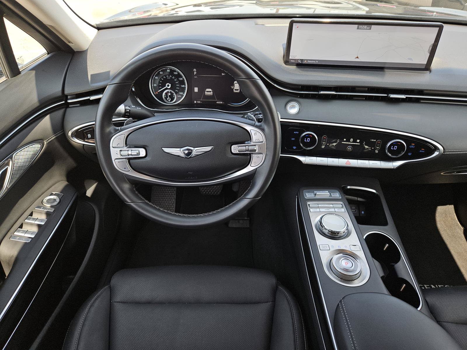 Used 2025 Genesis GV70 2.5T AWD/4WD image 10