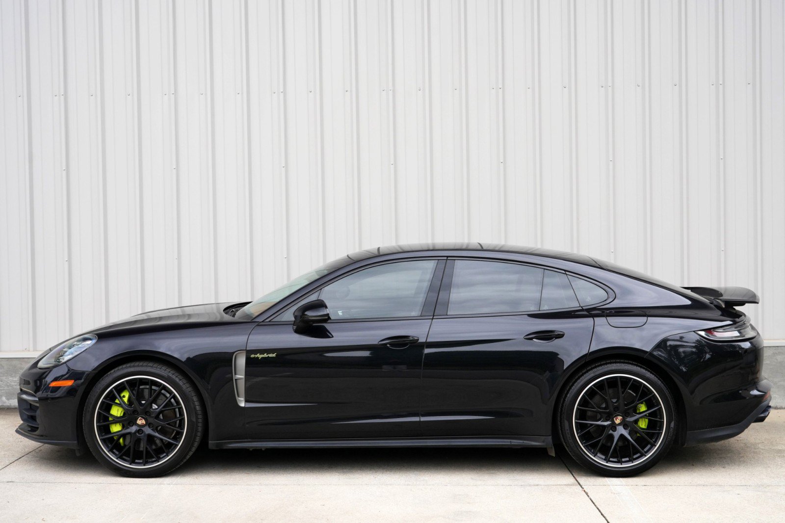 Used 2023 Porsche Panamera 4 Platinum Edition AWD/4WD image 50