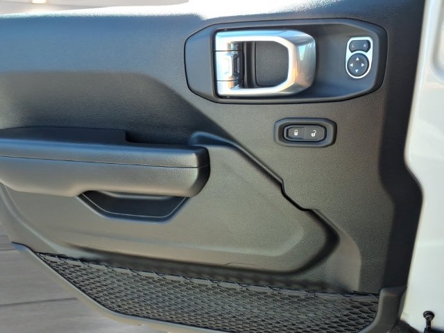 Used 2021 Jeep Wrangler Unlimited Sport AWD/4WD image 14