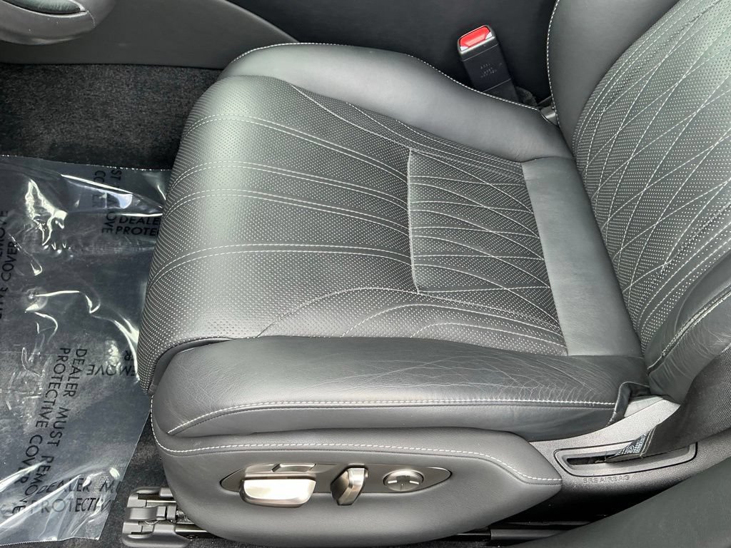 Certified 2023 Lexus LS 500h AWD w/ Luxury Package image 15
