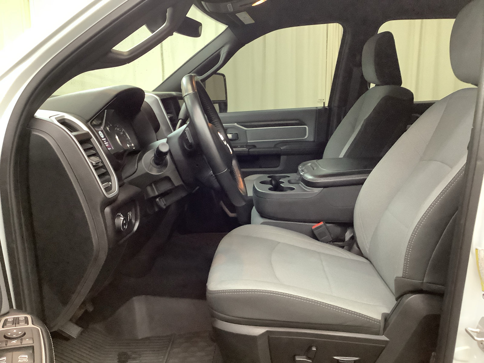 Used 2023 RAM 2500 Big Horn w/ Level 1 Equipment Group AWD/4WD image 14