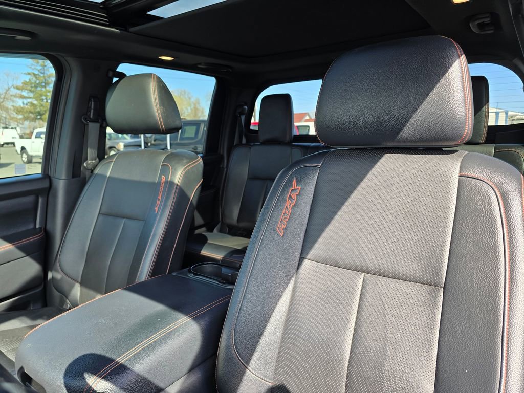 Used 2021 Nissan Titan PRO-4X w/ Pro-4x Convenience Package image 23