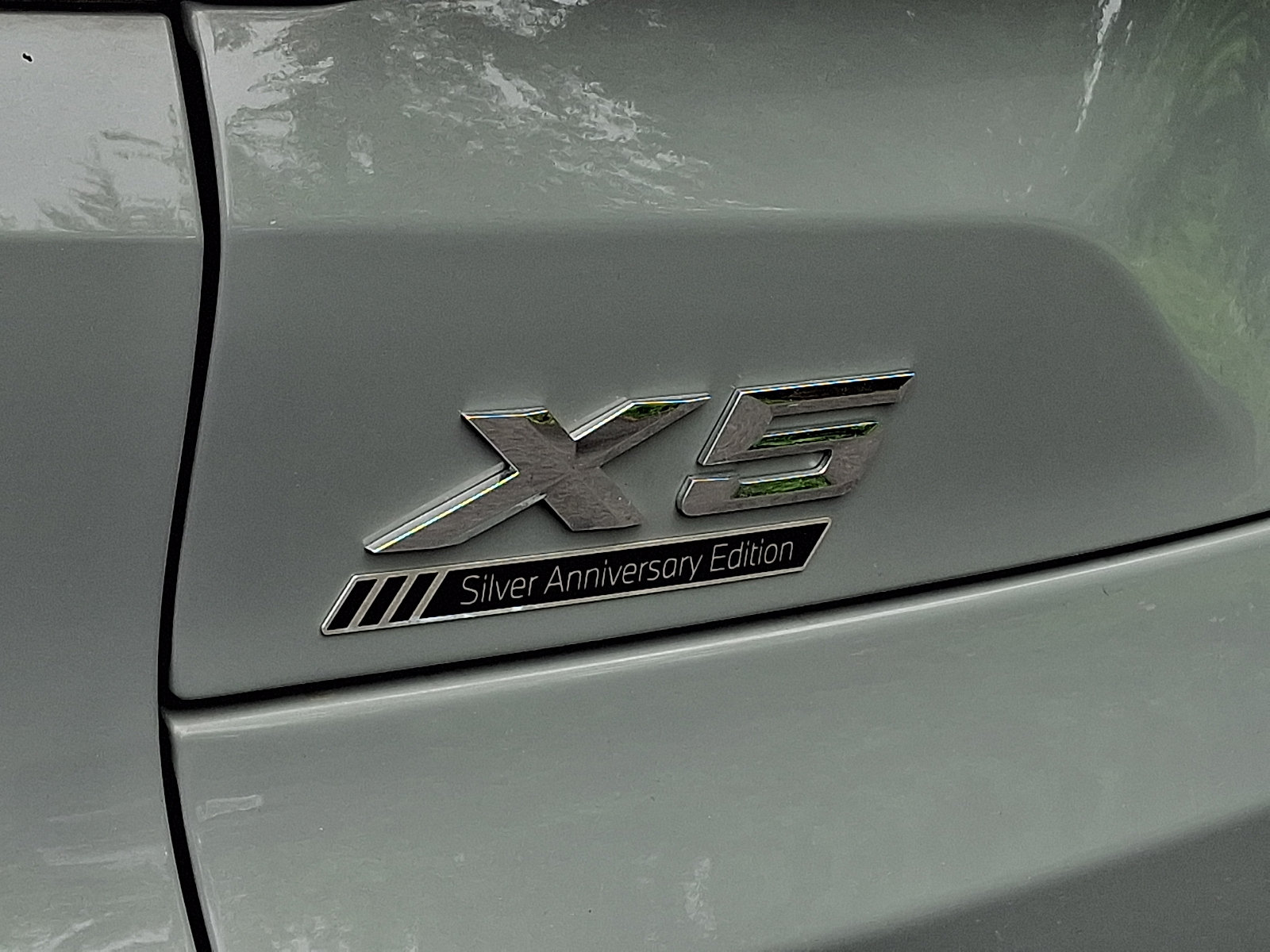 Used 2025 BMW X5 xDrive40i w/ M Sport Package AWD/4WD image 29