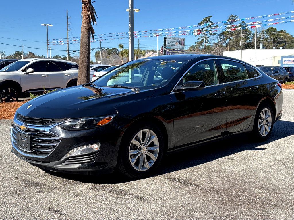 Used 2024 Chevrolet Malibu LT image 3