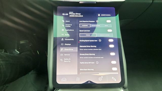 Used 2024 Lucid Air Pure RWD image 68