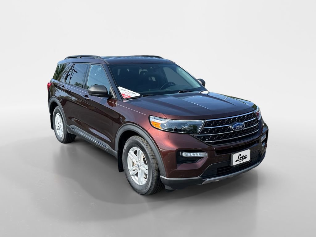 Used 2020 Ford Explorer XLT w/ Equipment Group 202A AWD/4WD image 2