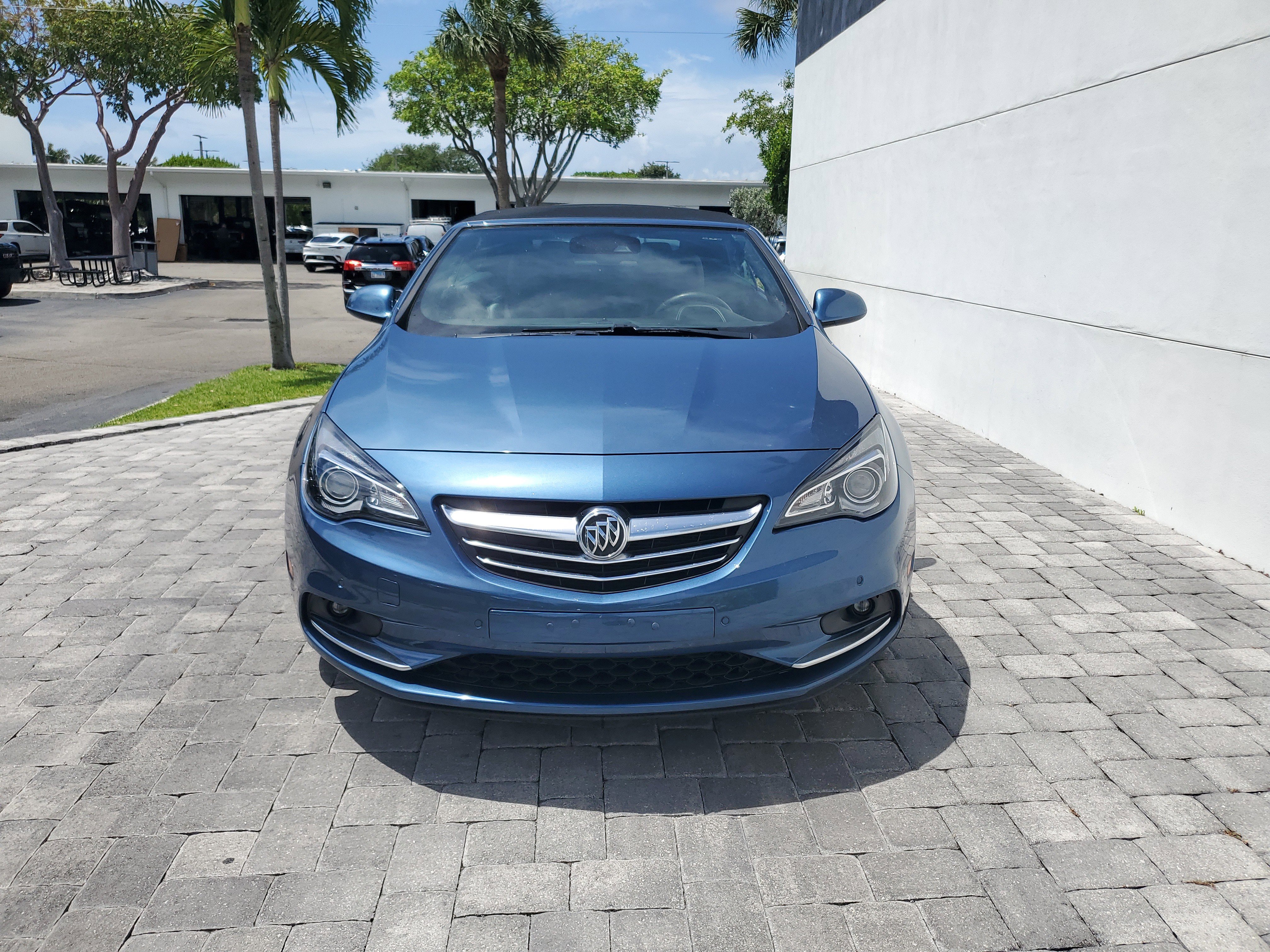 Used 2016 Buick Cascada Premium FWD image 2